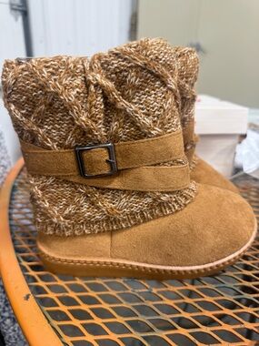 Children’s boots